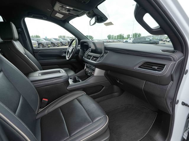 Used 2024 GMC Yukon SLT AWD/4WD image 24
