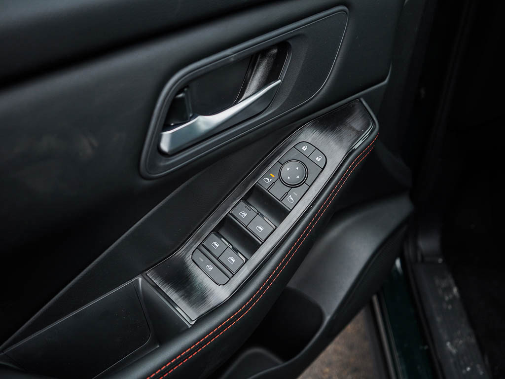 New 2026 Nissan Rogue SV image 19