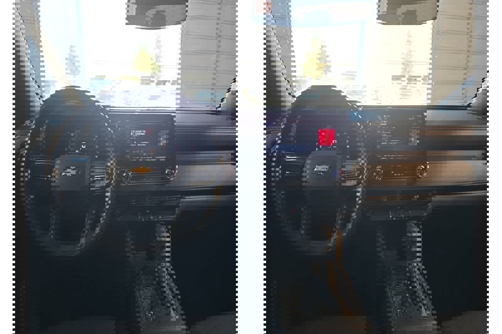 Used 2023 Chevrolet Colorado W/T image 16