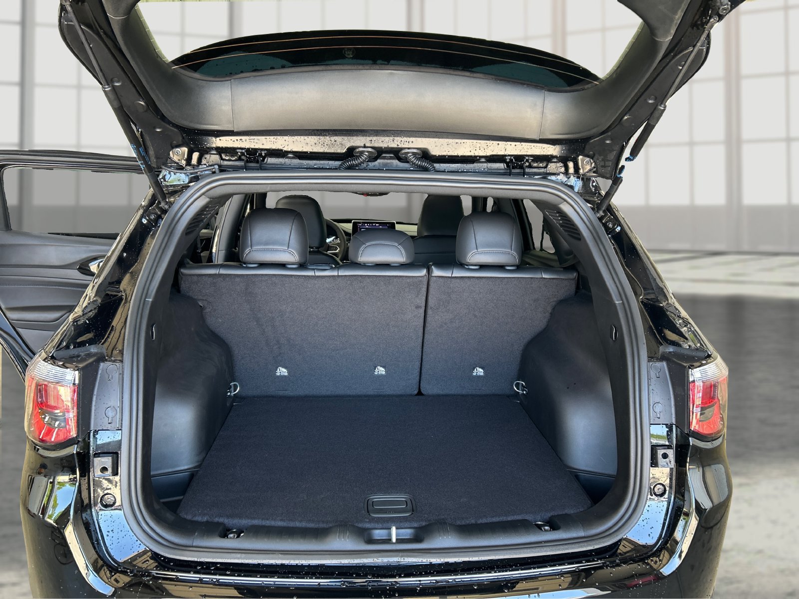 New 2026 Jeep Compass Latitude AWD/4WD image 11