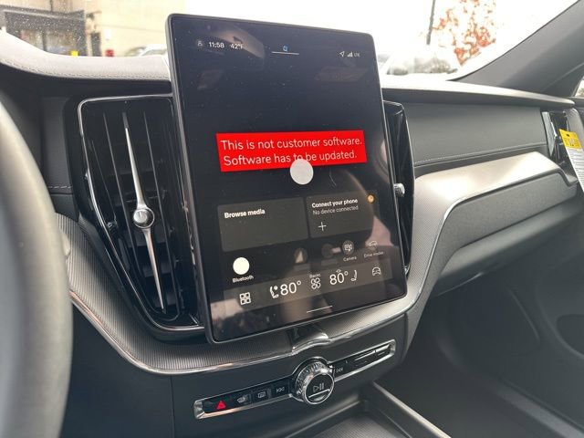 New 2026 Volvo XC60 B5 Ultra w/ Climate Package image 15