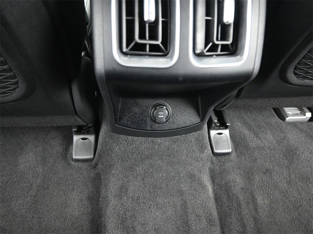 New 2025 Kia Sorento S image 13