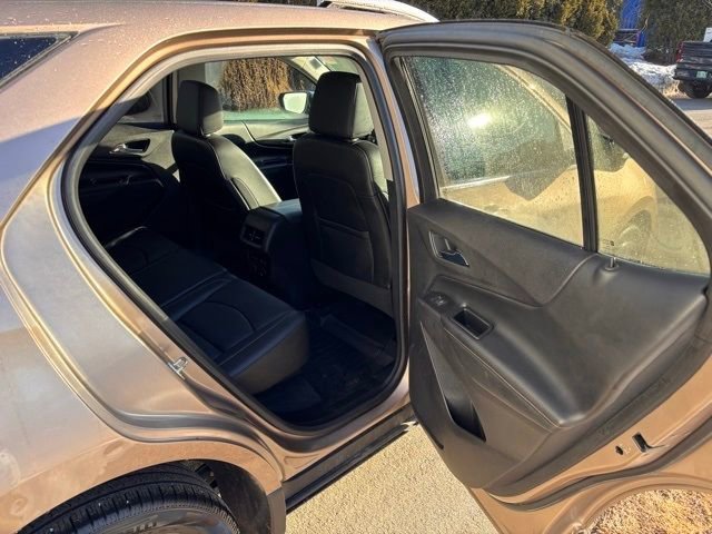 Used 2018 Chevrolet Equinox Premier image 11
