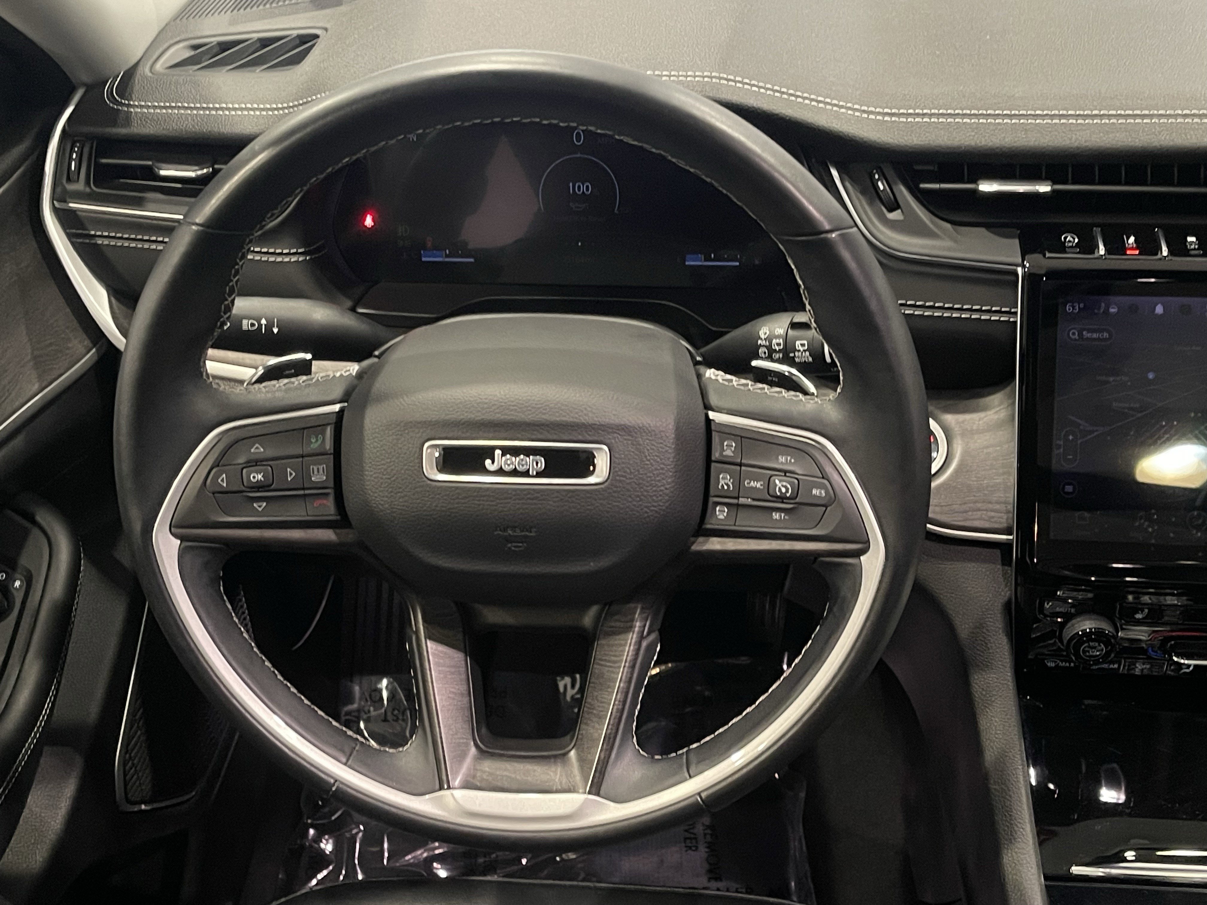 Used 2022 Jeep Grand Cherokee Limited image 19