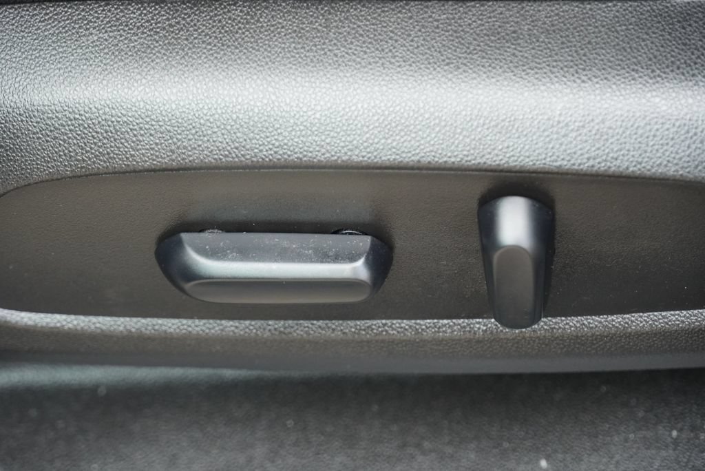 Used 2019 GMC Acadia SLE w/ Driver Alert Package I FWD image 23
