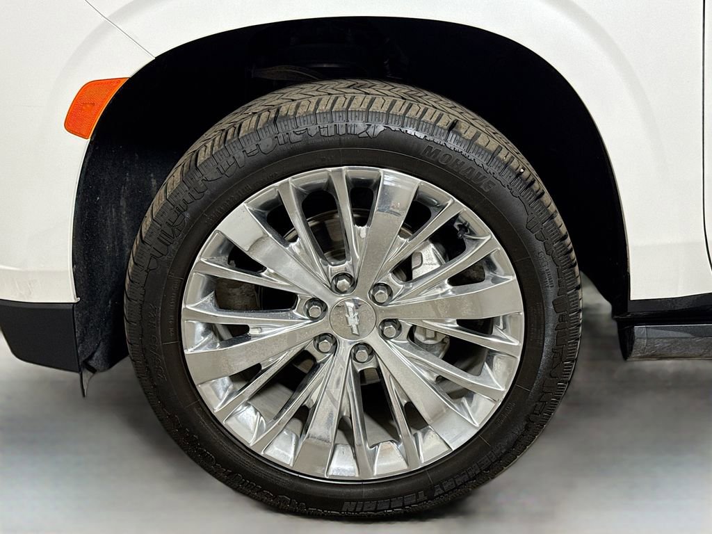 Used 2021 Chevrolet Suburban High Country image 32