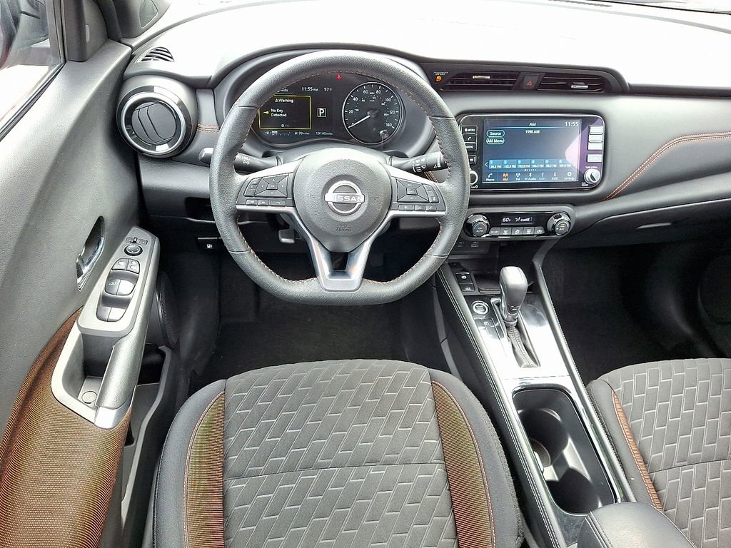 Used 2023 Nissan Kicks SR FWD image 12