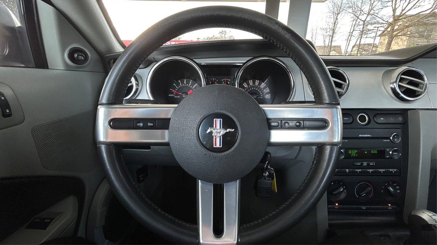 Used 2008 Ford Mustang GT Premium RWD image 26