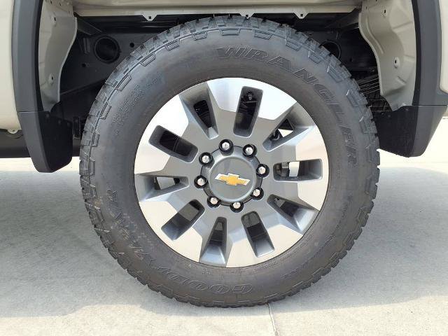 New 2026 Chevrolet Silverado 2500 Custom w/ Custom Value Package AWD/4WD image 8