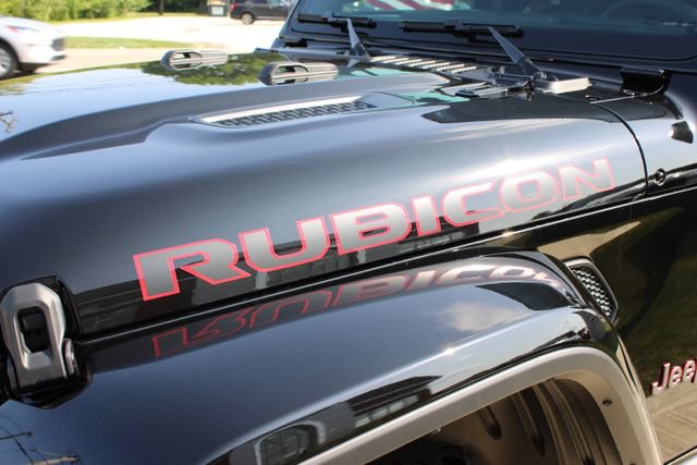 New 2026 Jeep Gladiator Rubicon w/ Steel Power Dome Hood Package AWD/4WD image 8