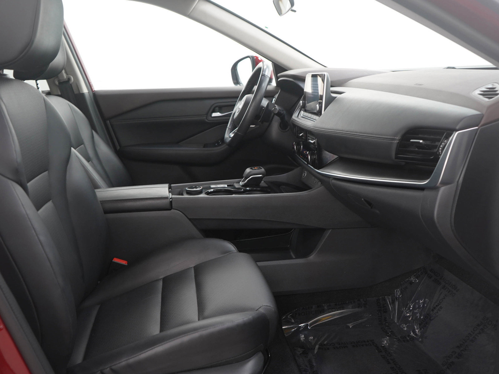 Used 2023 Nissan Rogue SV w/ SV Premium Package image 13