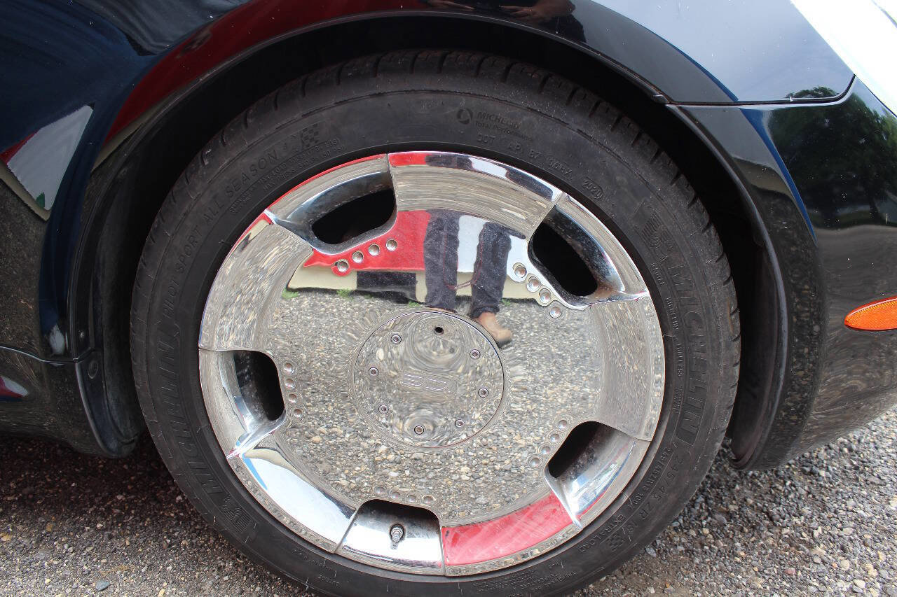 Used 2002 Lexus SC 430 Convertible image 24