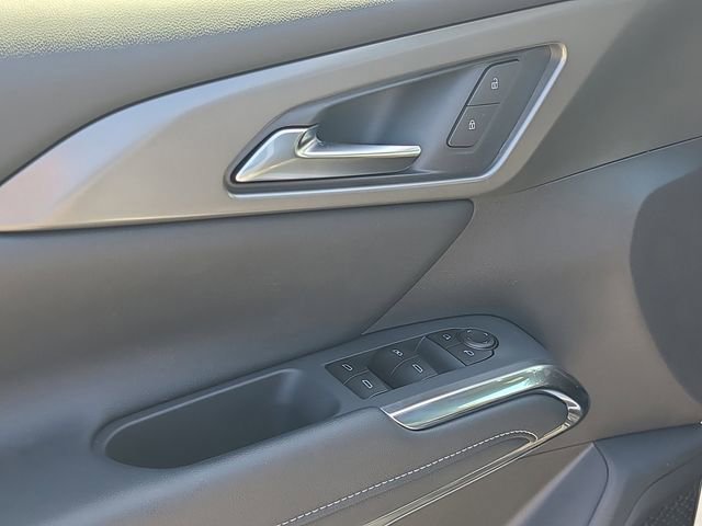 New 2026 Chevrolet Traverse LT w/ Midnight/Sport Edition image 21