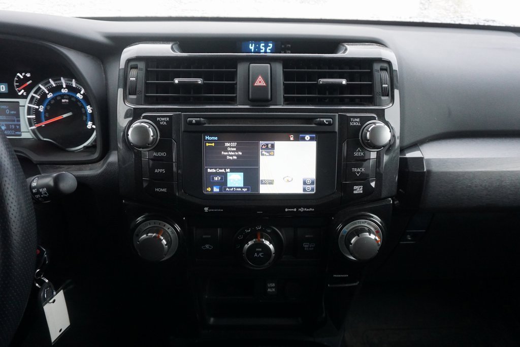 Used 2019 Toyota 4Runner TRD Off-Road image 10