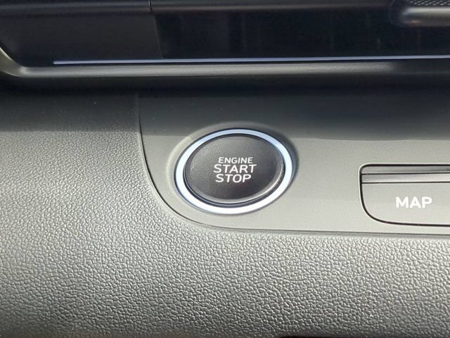 Certified 2025 Hyundai Elantra N FWD image 31