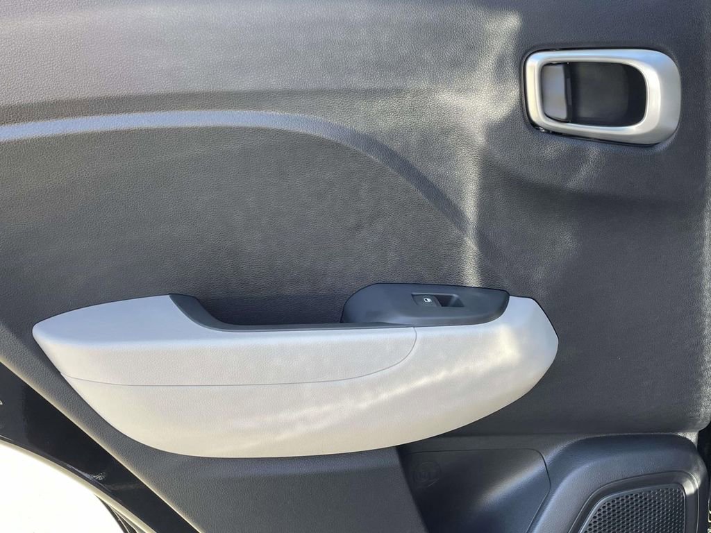 New 2026 Hyundai Venue SEL image 9