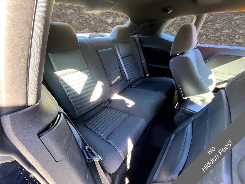 Used 2012 Dodge Challenger R/T RWD image 23