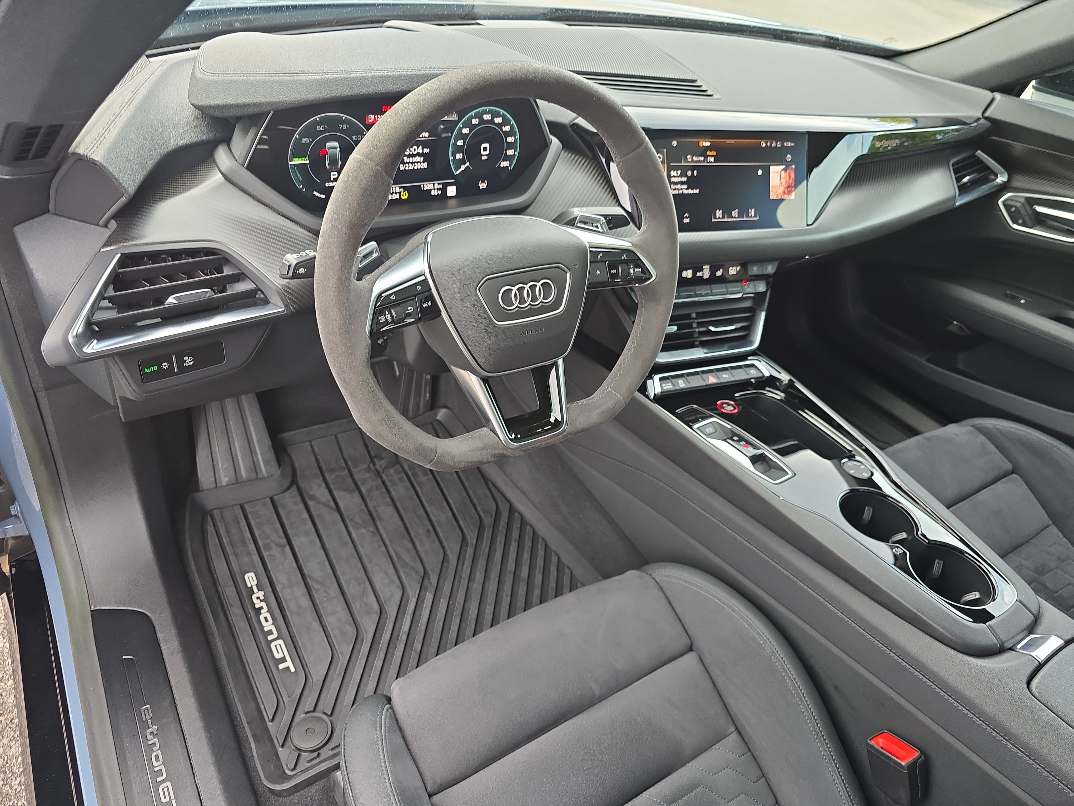 Used 2023 Audi e-tron GT Premium Plus w/ Performance Package AWD/4WD image 16