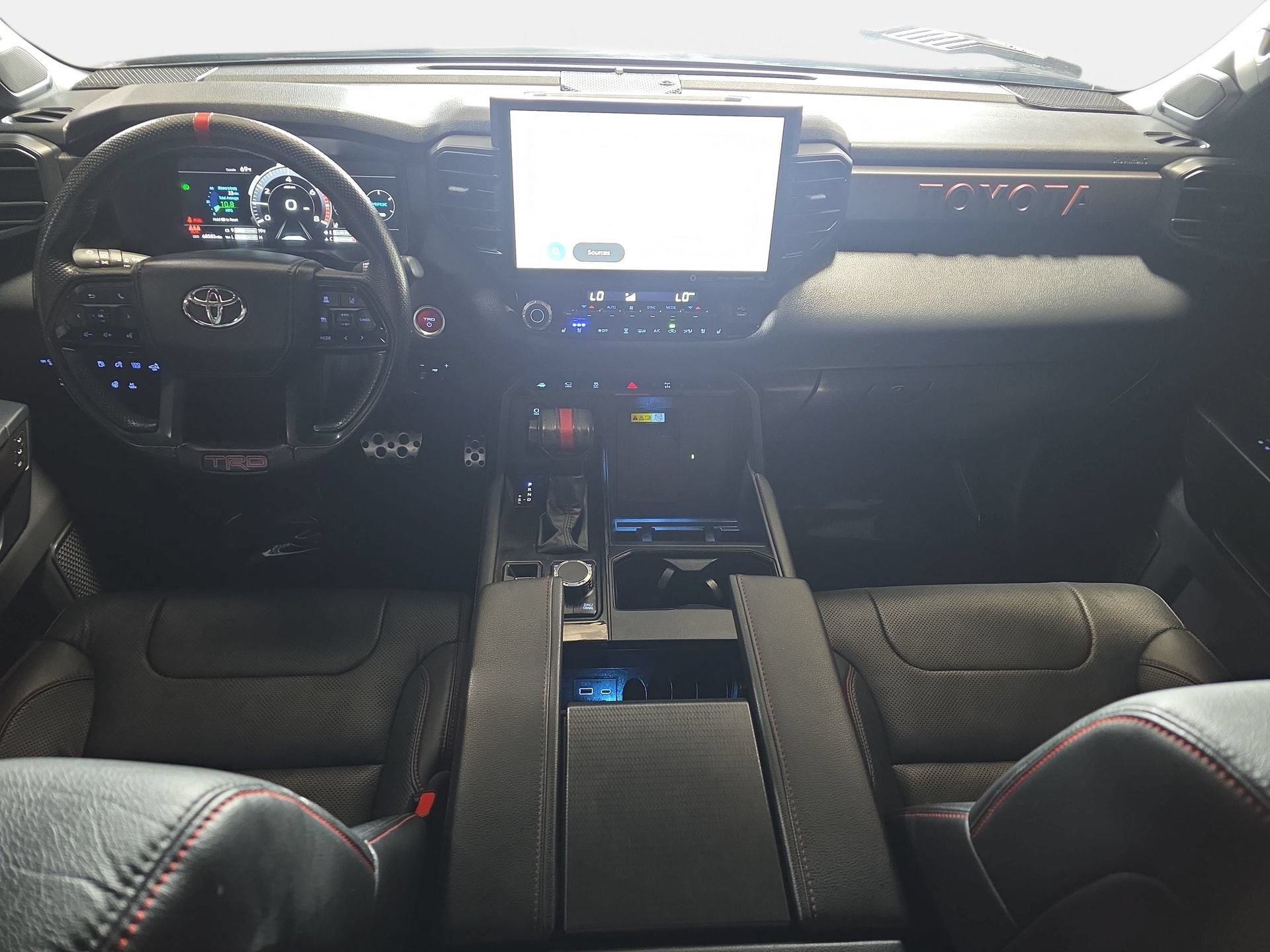 Used 2024 Toyota Tundra TRD Pro AWD/4WD image 9