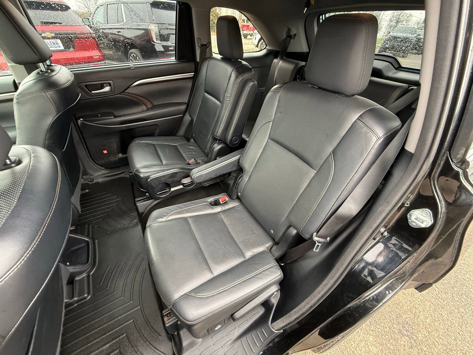 Used 2015 Toyota Highlander Limited image 21