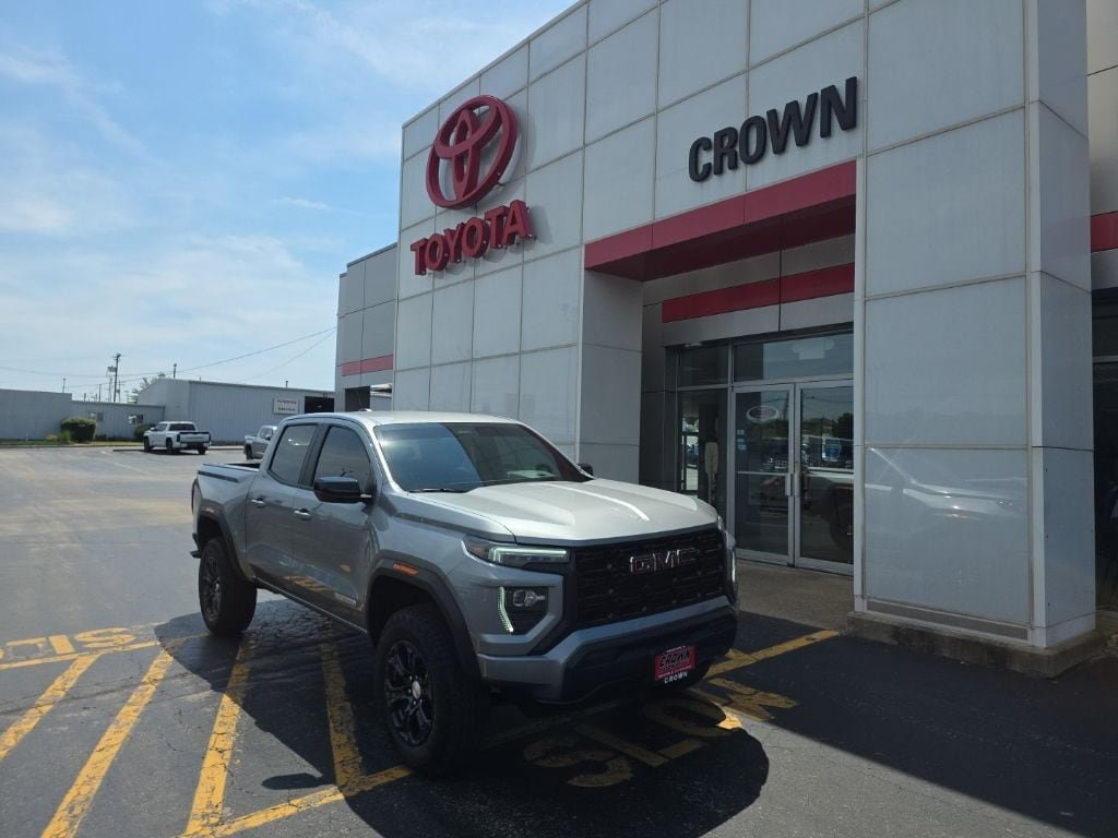 Used 2024 GMC Canyon Elevation