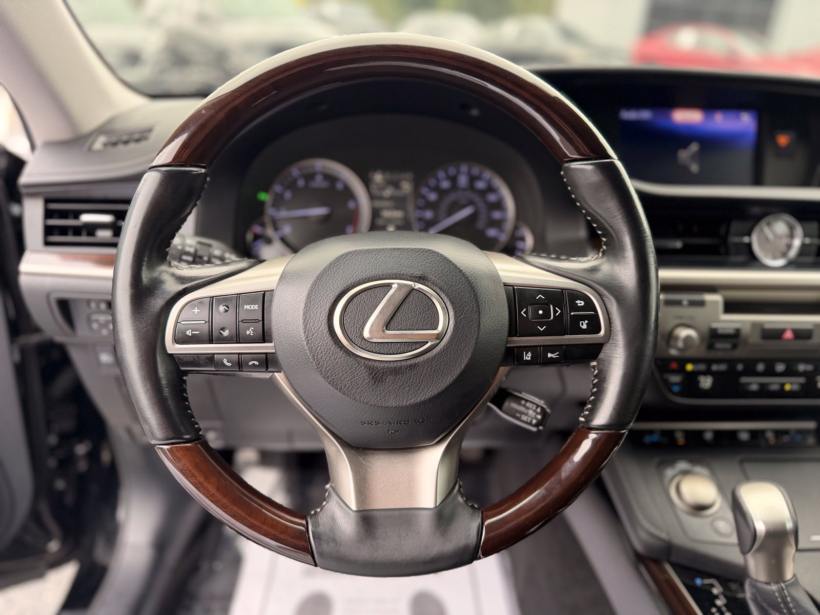 Used 2017 Lexus ES 350 w/ Luxury Package FWD image 18
