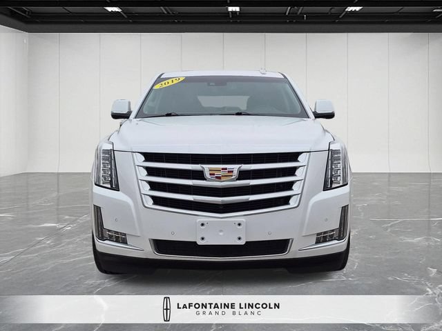 Used 2016 Cadillac Escalade Premium AWD/4WD image 8