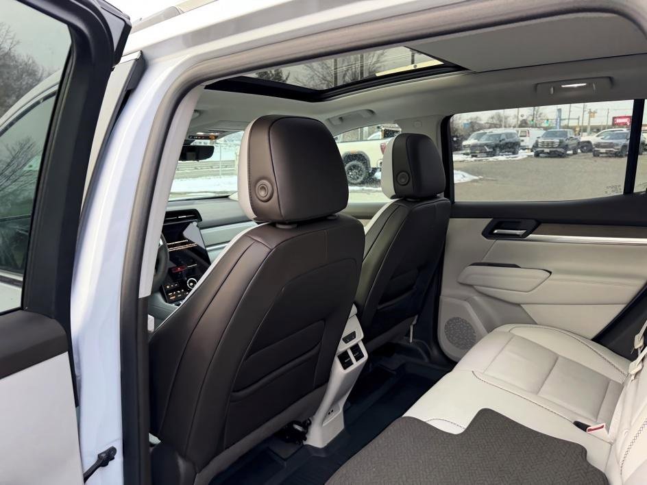 New 2026 GMC Terrain Denali w/ LPO, Floor Liner Package image 9
