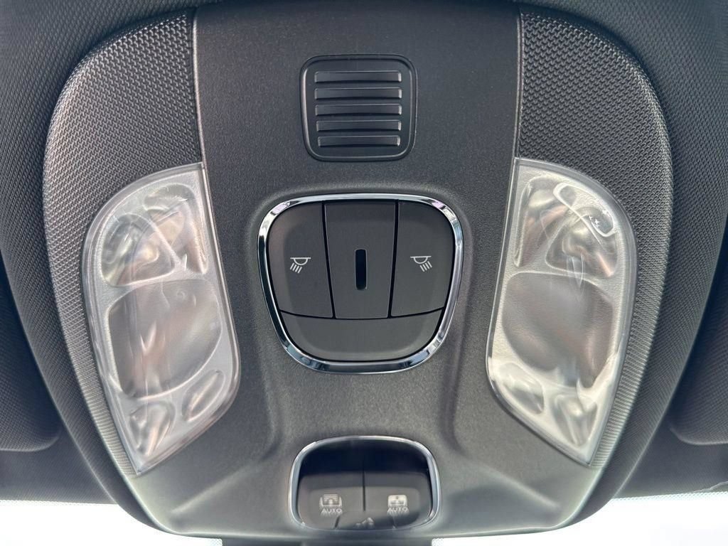 New 2025 Jeep Compass Limited w/ High Altitude Package AWD/4WD image 43