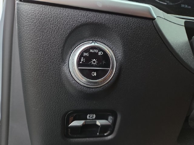 Used 2023 Mercedes-Benz C 300 4MATIC Sedan image 18
