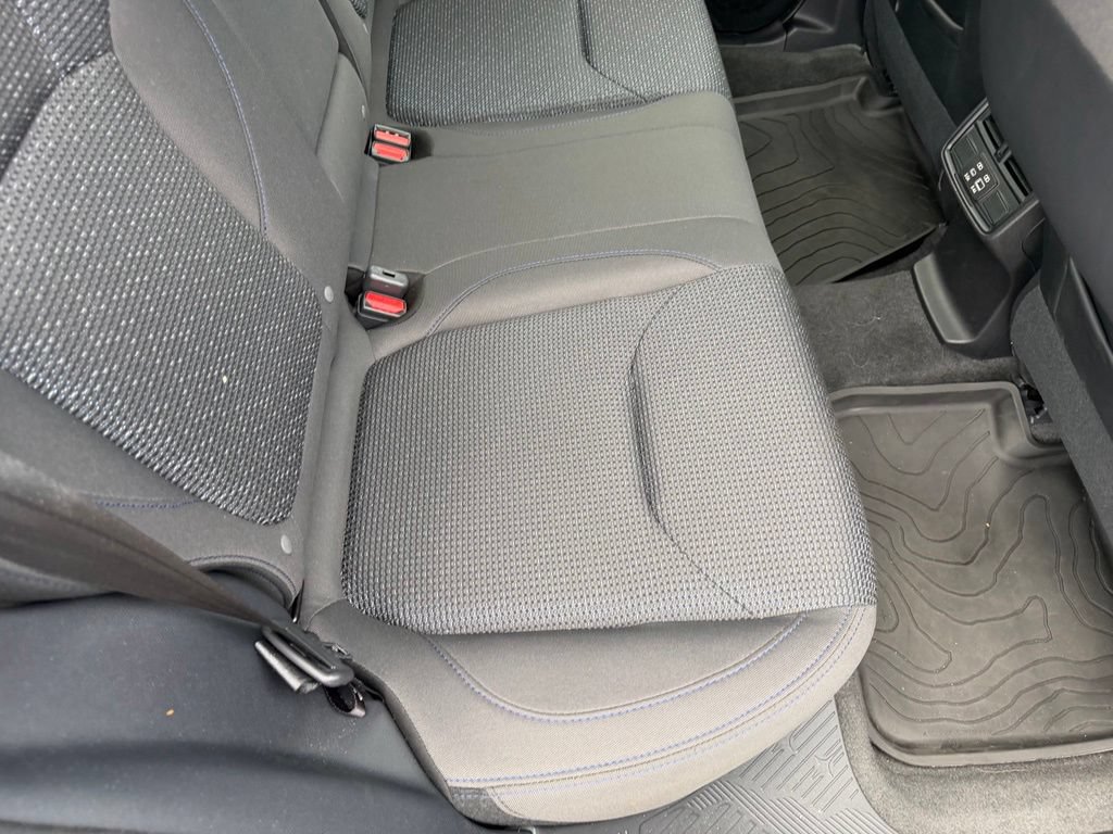 Used 2026 Subaru Forester Premium AWD/4WD image 19