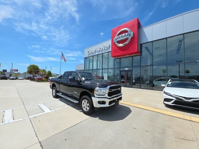Used 2024 RAM 2500 Big Horn w/ Safety Group AWD/4WD image 2