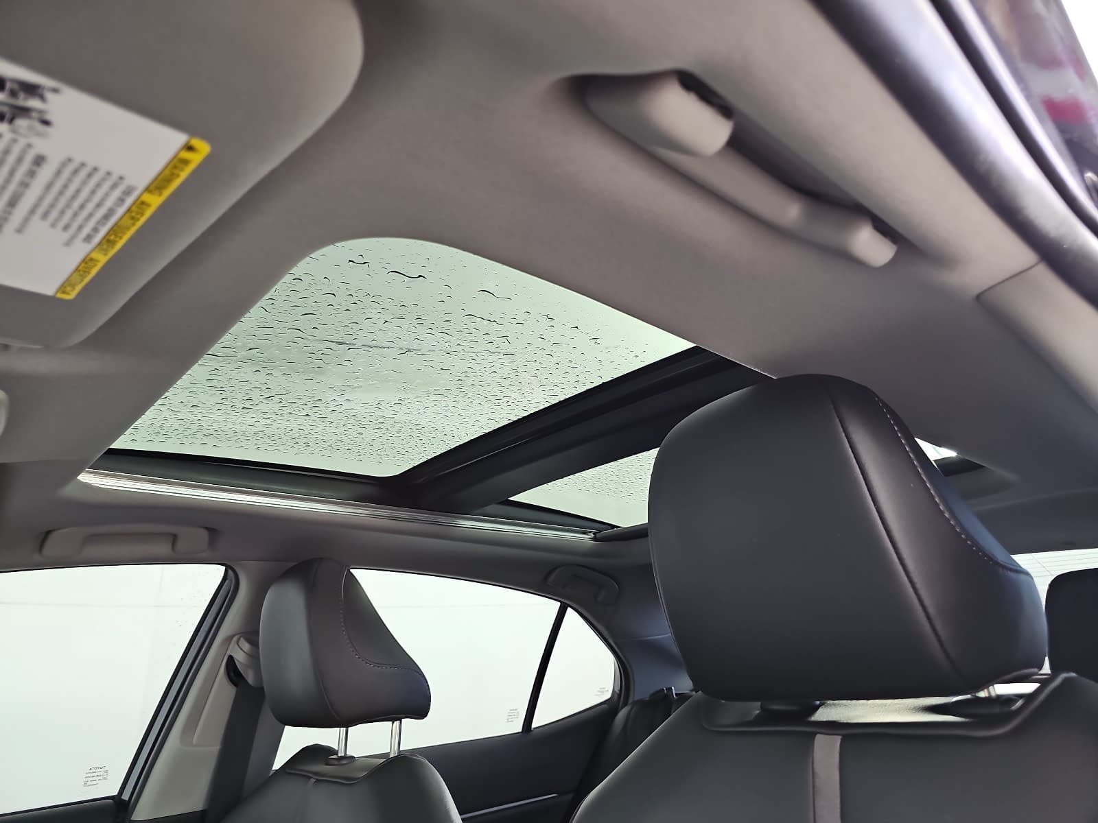 Used 2022 Toyota Camry XLE FWD image 29