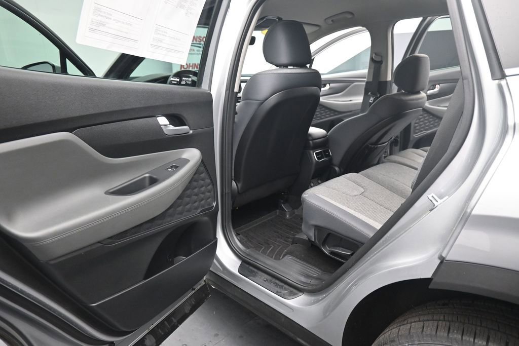 Used 2023 Hyundai Santa Fe SEL AWD/4WD image 16