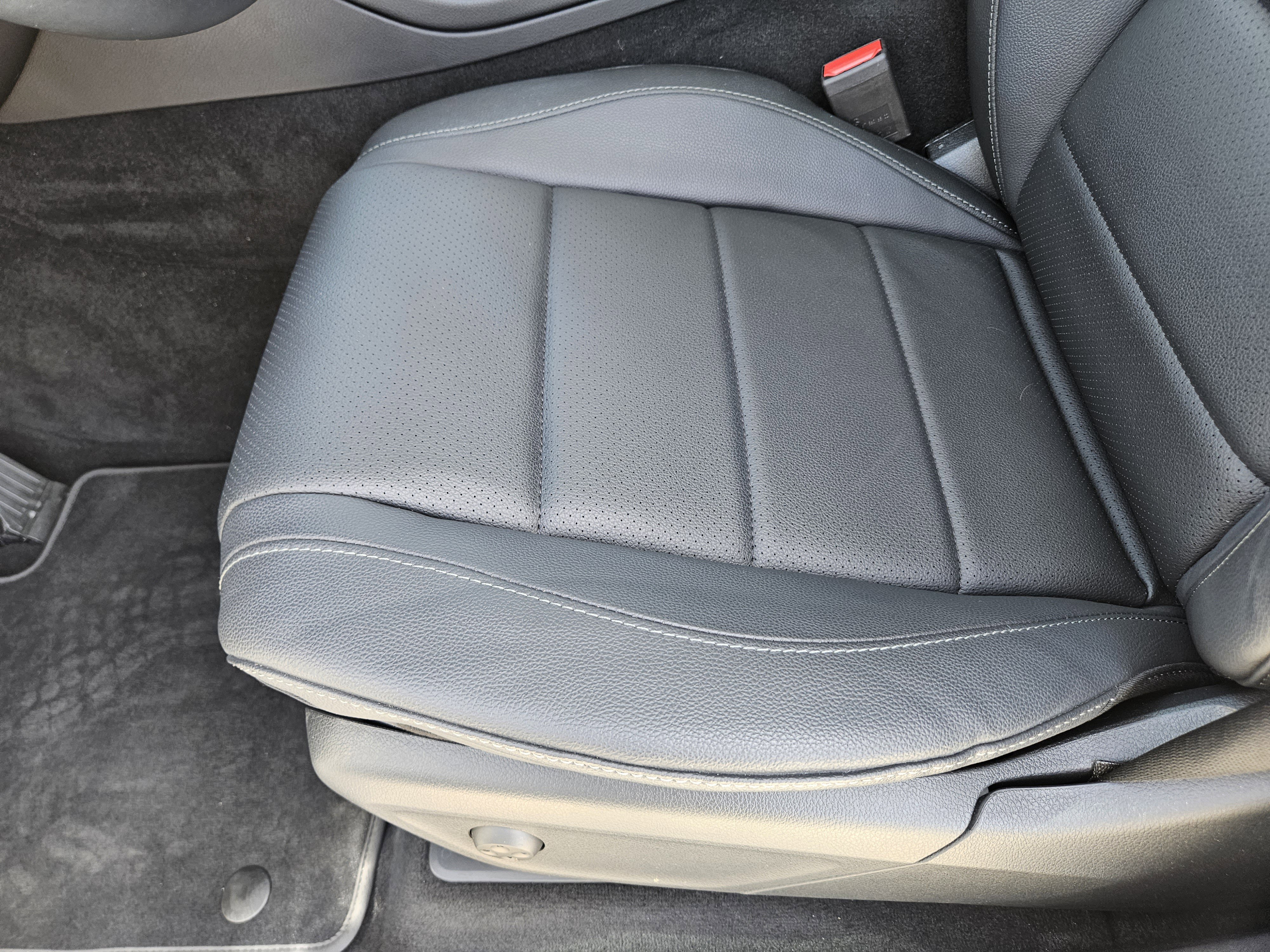 Certified 2025 Mercedes-Benz GLE 350 4MATIC image 23