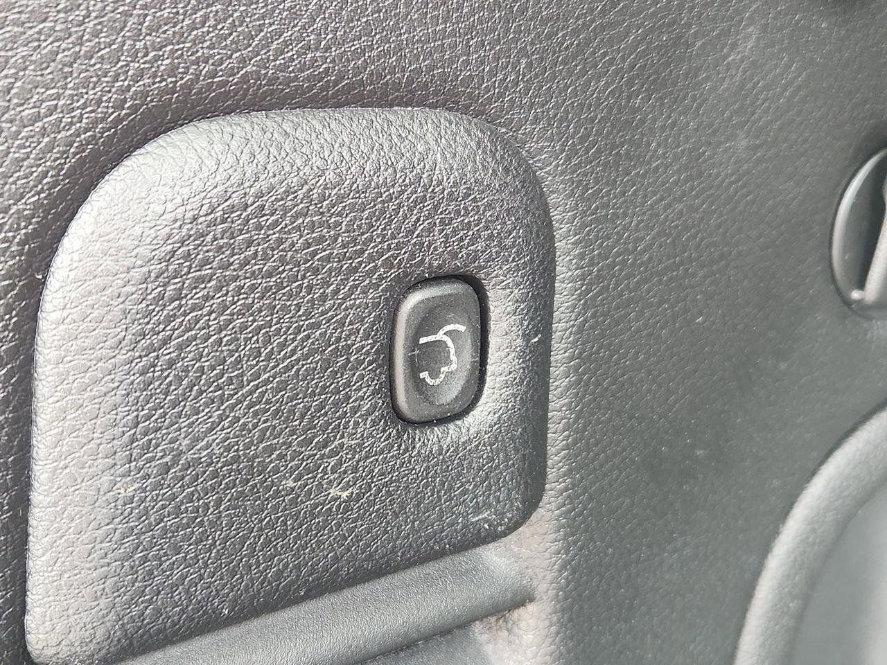 Used 2021 Jeep Grand Cherokee Limited X image 6