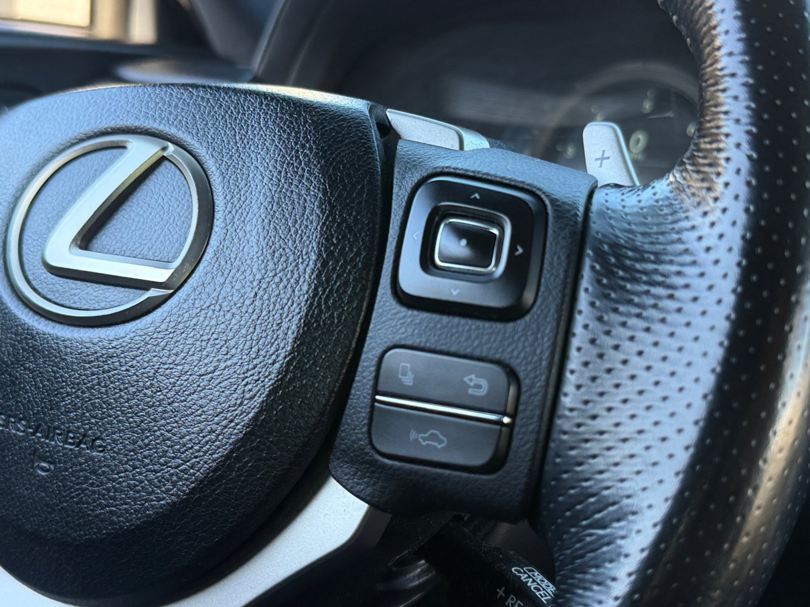 Used 2017 Lexus RC 200t F Sport image 20