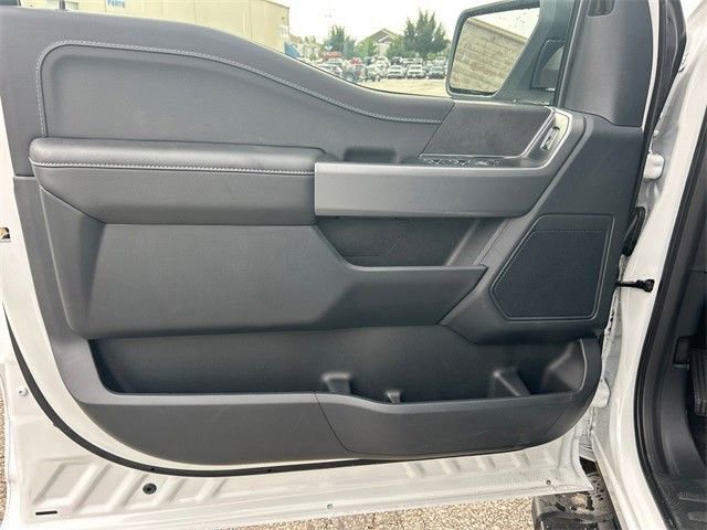 New 2025 Ford F150 XLT w/ Equipment Group 302A MID image 20