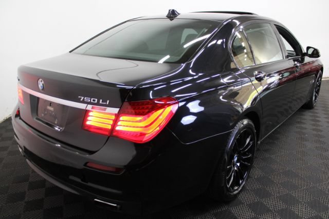 Used 2015 BMW 750Li xDrive AWD/4WD image 8