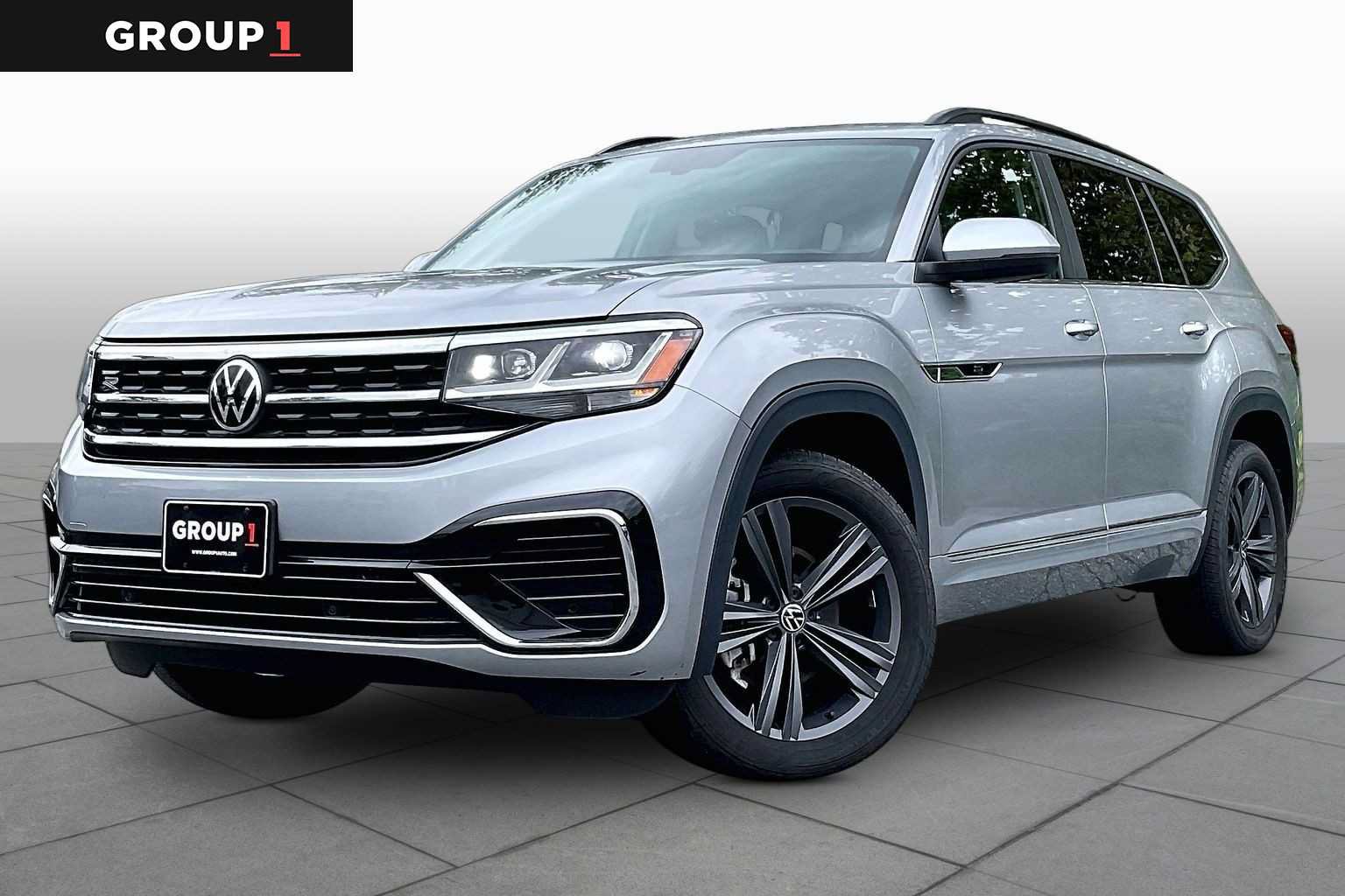 Used 2021 Volkswagen Atlas SE w/ Panoramic Sunroof Package