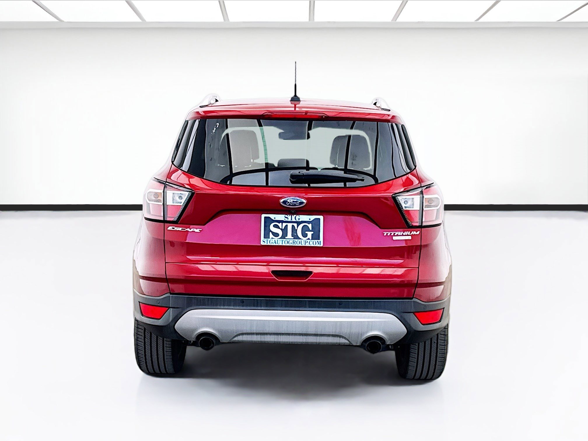Used 2017 Ford Escape Titanium image 5
