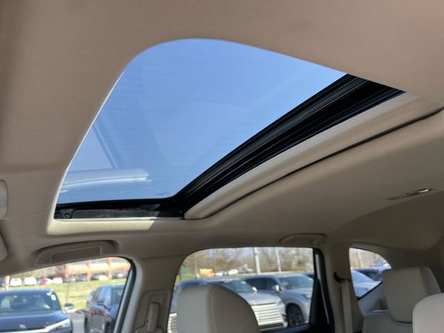 Used 2022 Honda CR-V Touring image 20