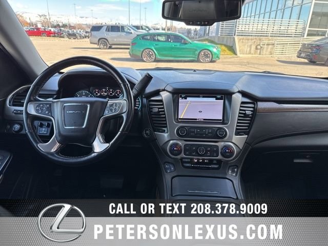 Used 2019 GMC Yukon Denali w/ Denali Ultimate Package AWD/4WD image 16