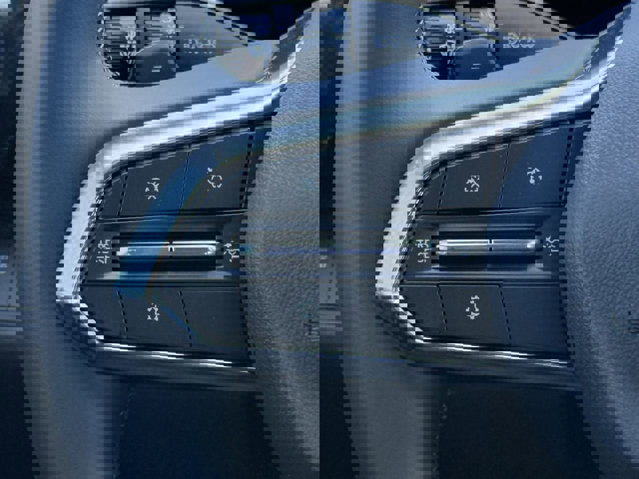 New 2026 Chevrolet Equinox LT w/ Safety and Technology Package image 12