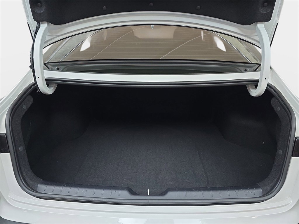 Used 2025 Kia K4 LX image 15