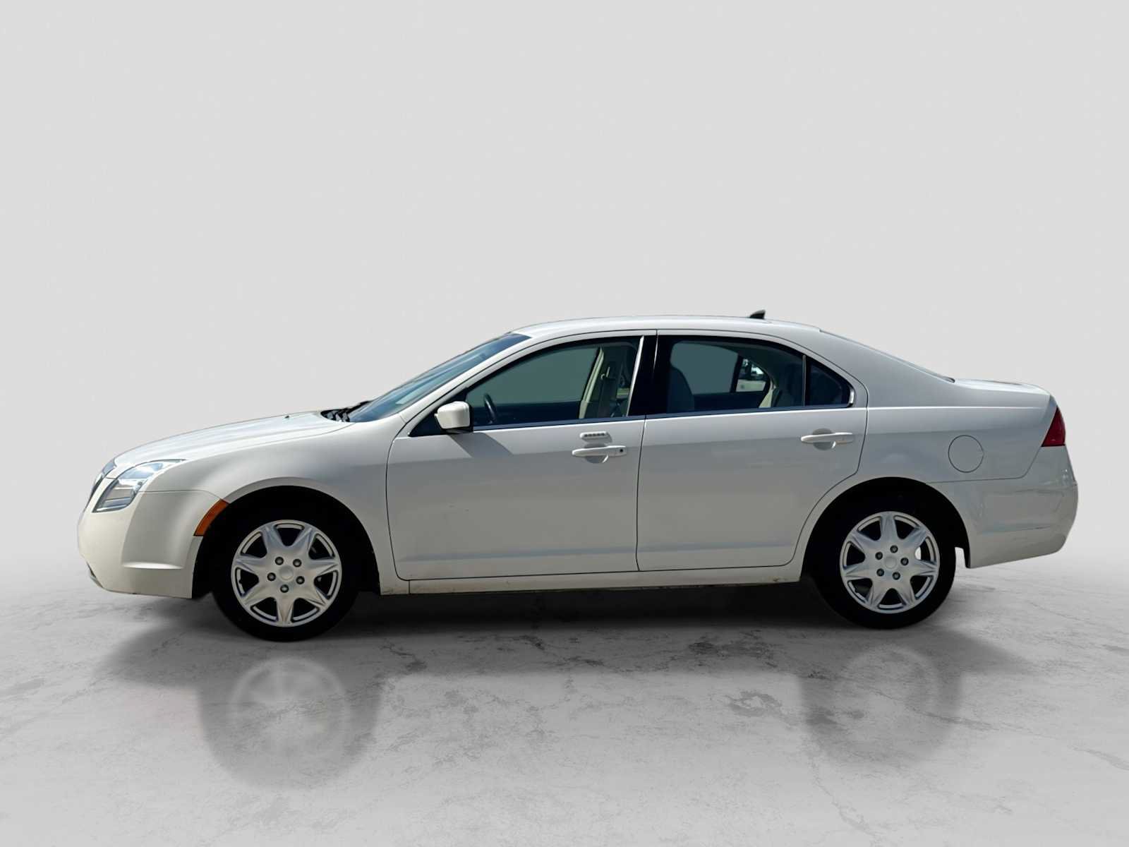 Used 2010 Mercury Milan FWD image 3