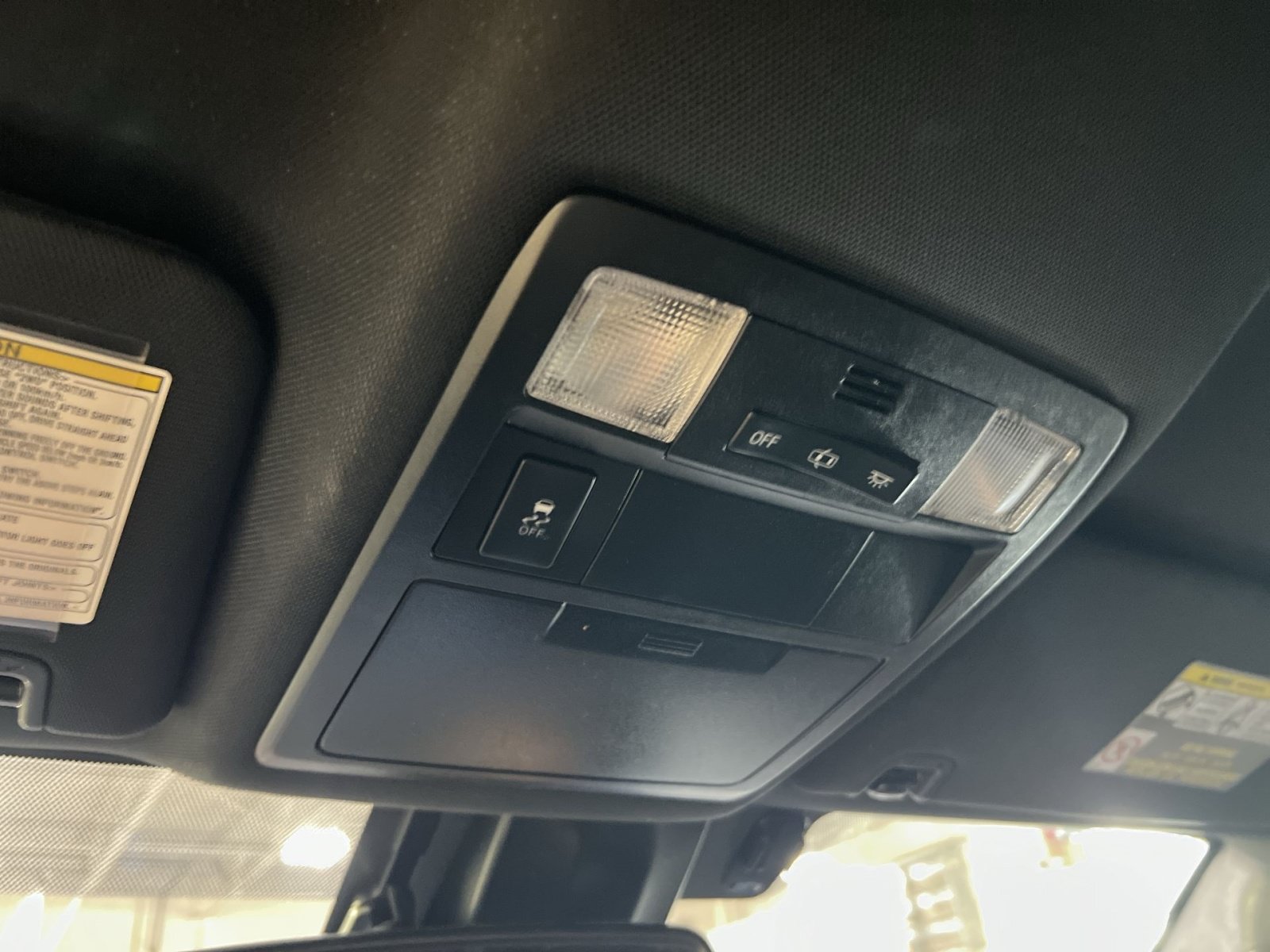 Used 2018 Toyota Tacoma TRD Sport w/ Technology Package AWD/4WD image 35