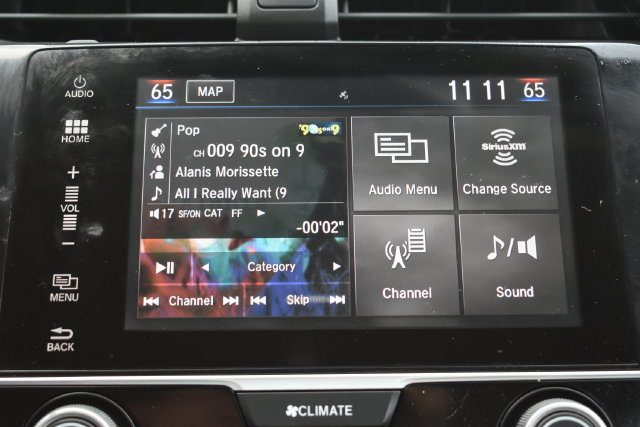 Used 2018 Honda Civic Touring image 28