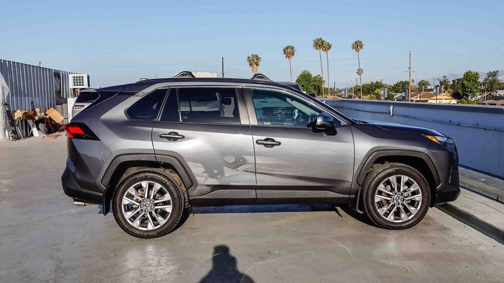 Used 2023 Toyota RAV4 XLE Premium FWD image 13