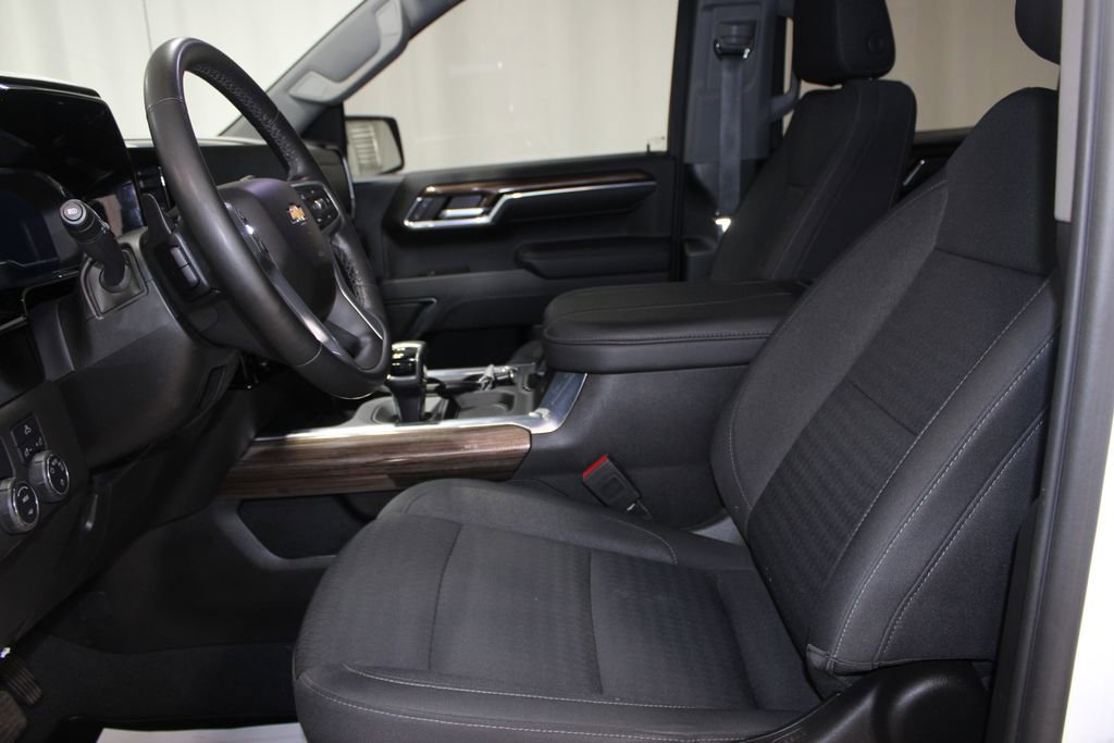 Used 2023 Chevrolet Silverado 1500 LT image 17